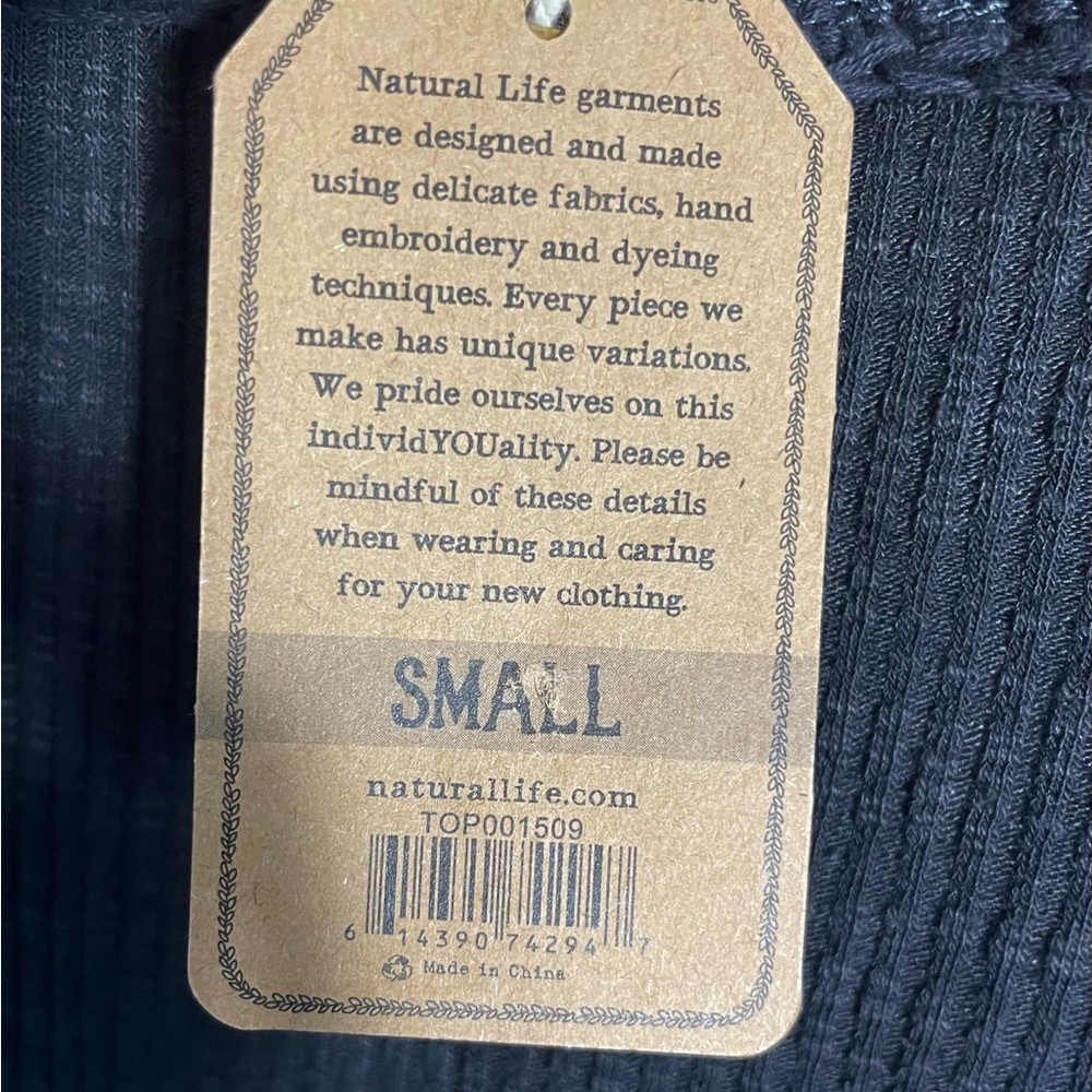 Natural Life Waffle Knit Floral Crochet Top Gray NWT - Picture 7 of 9